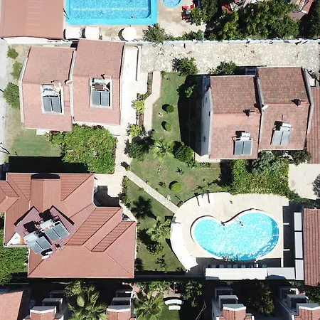 Ali Ozalp Apartmanhotel 3*