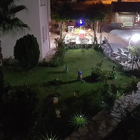 Ali Ozalp Aparthotel